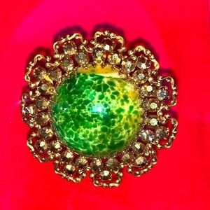 VINTAGE RENAISSANCE REVIVAL MADE IN AUSTRIA STAMPED SIGNED OPULENT BRASS BROOCH